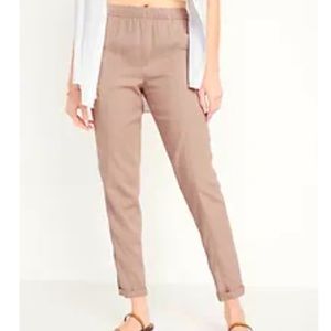 Old Navy NWT. Women’s Size Small. High-waisted cropped linen-blend pants